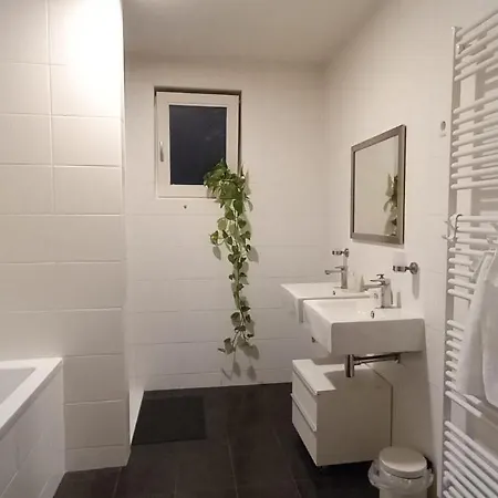 Luxury Villa, Free Parking, Close To The Center * Den Haag